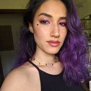 Meet your Posher, Aurielle